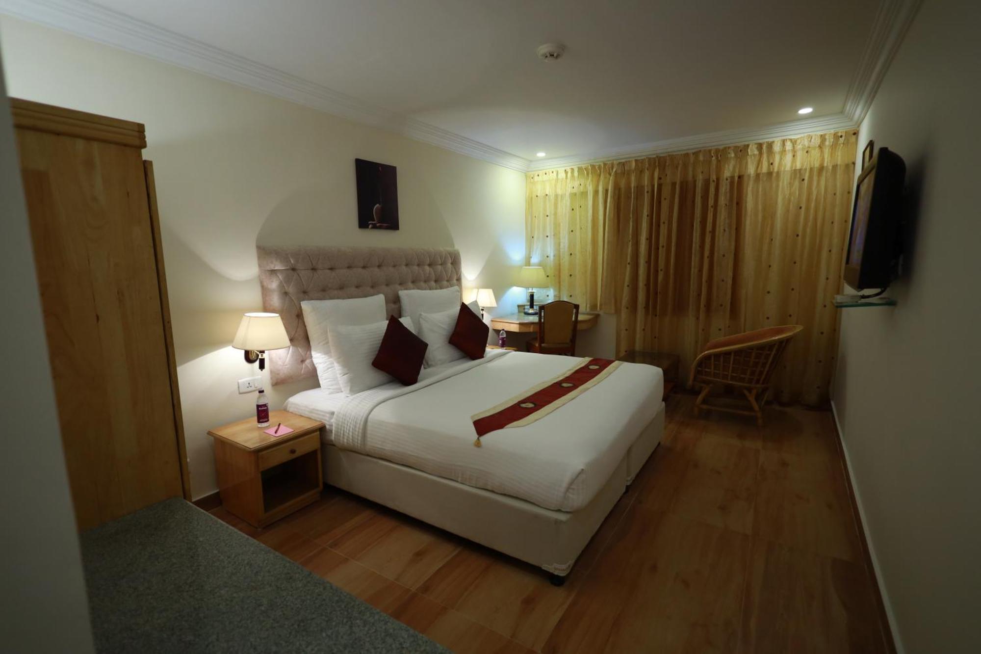Saj Luciya -A Classified 4 Star Hotel Thiruvananthapuram Exterior foto